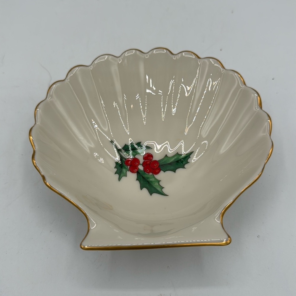 Pickard China Shell Trinket Dish